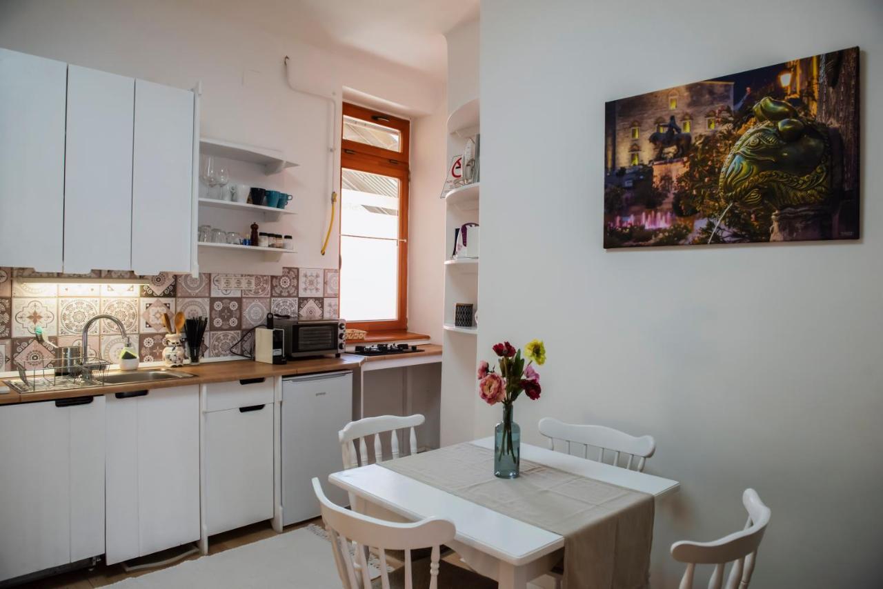 Heart Of Free Parking Apartment *