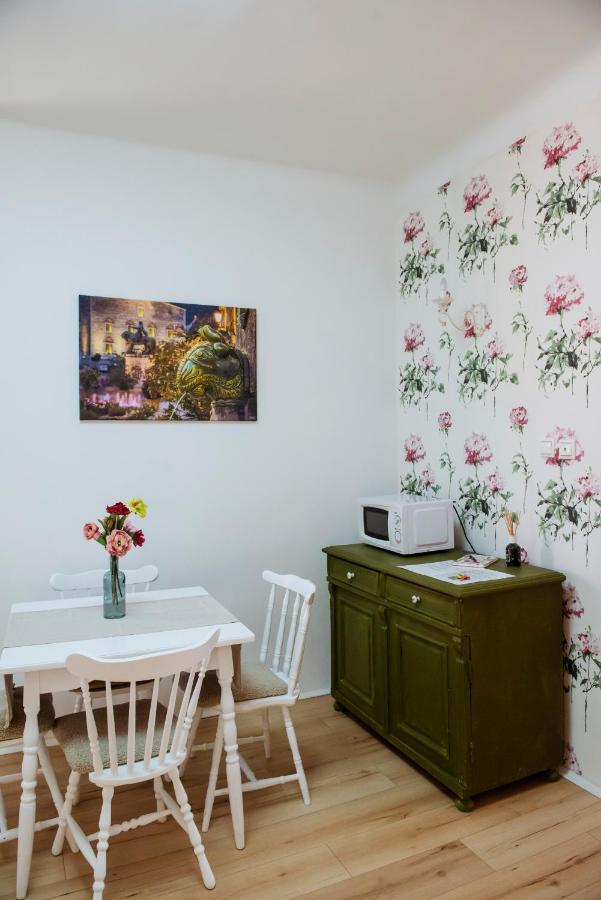 Heart Of Free Parking Apartment *